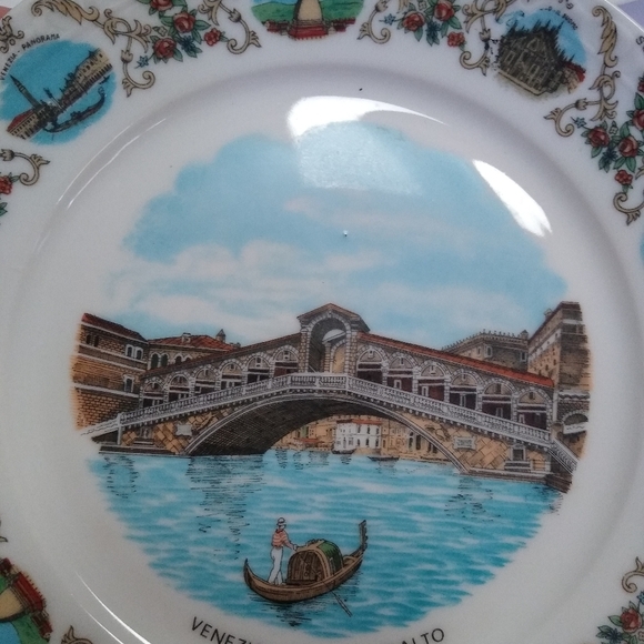 Vintage Mitterteich Set of 4 Italian Souvenir Plates - Picture 3 of 14